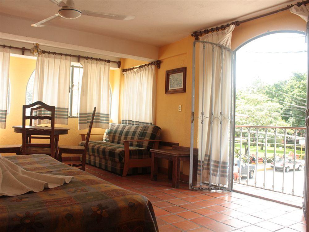 Hotel Casa Shaguiba Crucecita  Exterior foto