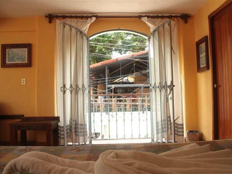 Hotel Casa Shaguiba Crucecita  Exterior foto